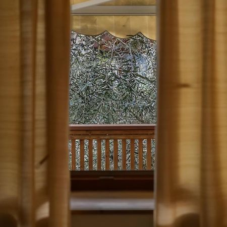 Ulivo Suites - Apartments Больцано Экстерьер фото